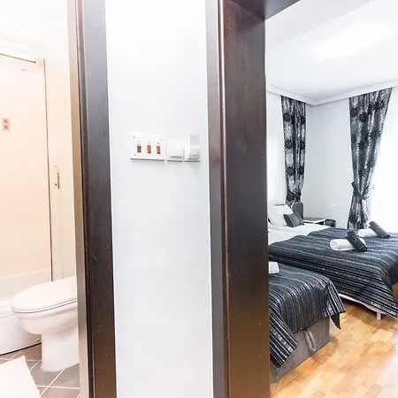 Dudan Lakeview Apartment *